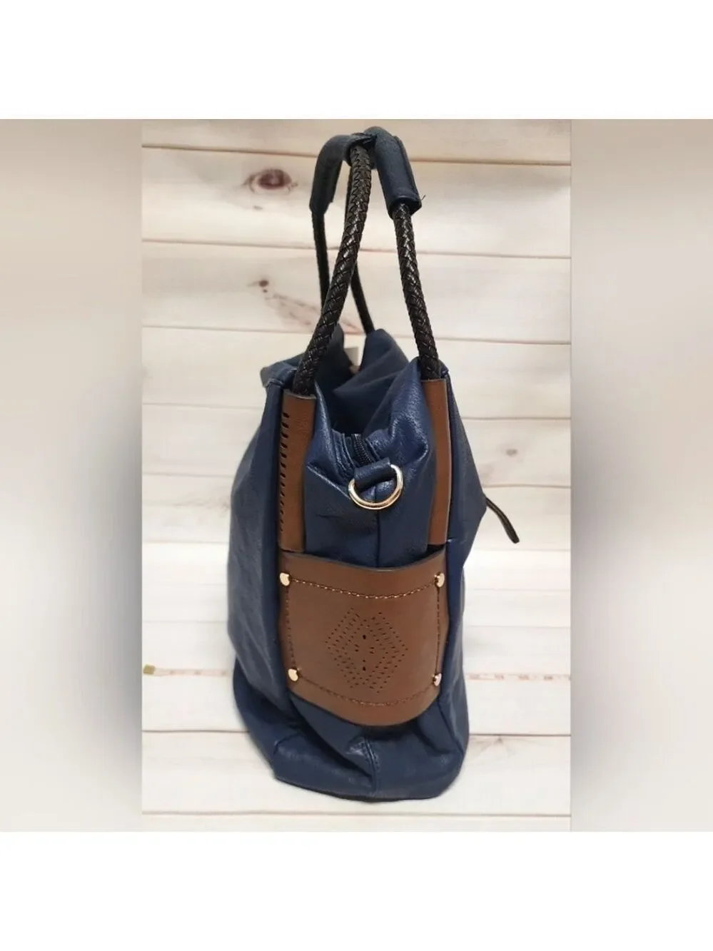 Donna Bella Large Navy Handbag - New With Tags - Picture 4 of 9